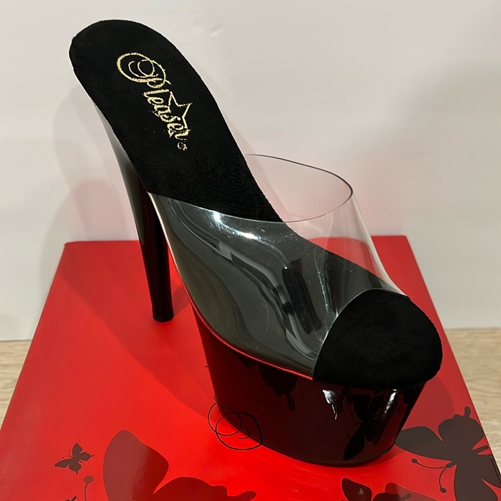 High heels brand new